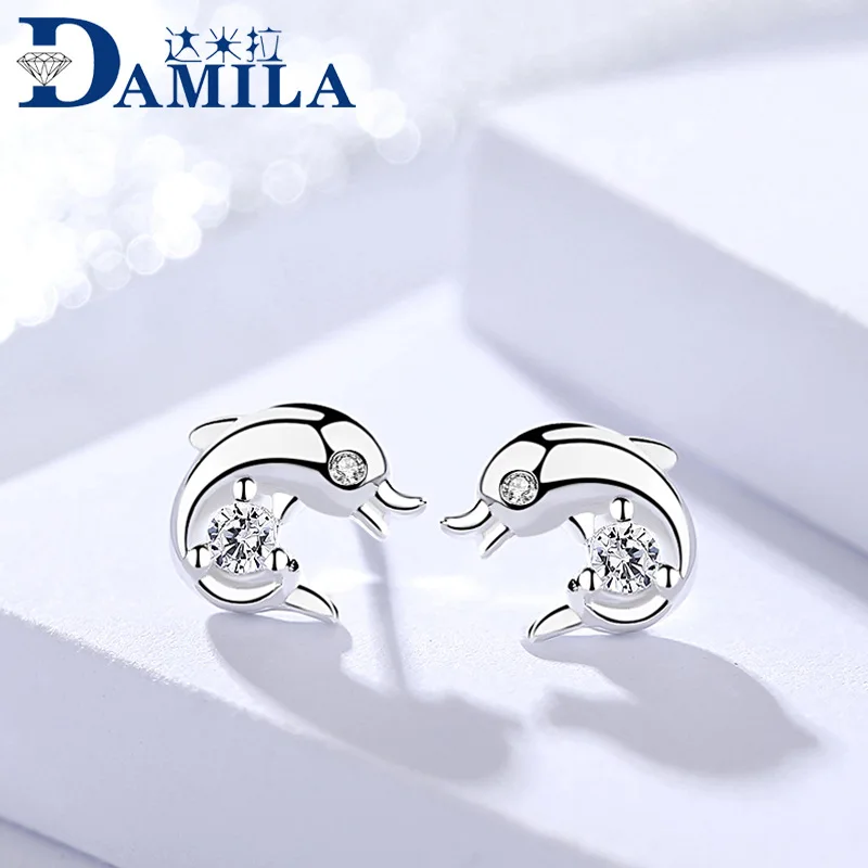 2 silver earrings female