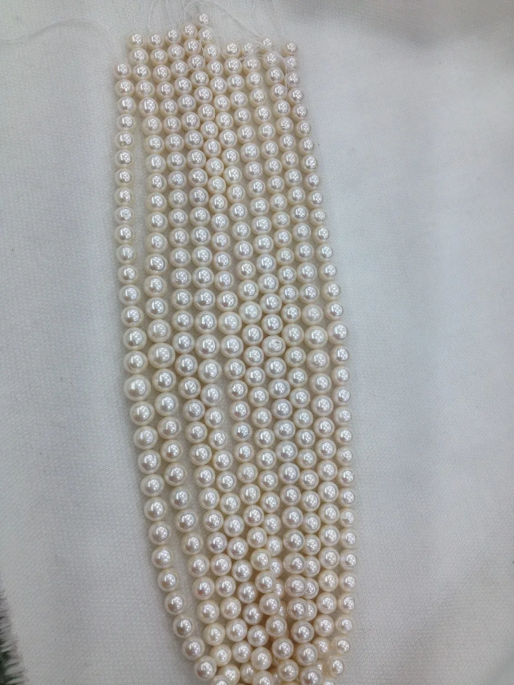

100% nature freshwater pearl material with round shape-biggest size