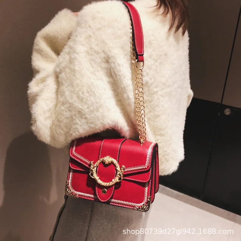 

Small Square Girl Baggage 2019 New Korean Version Chain Retro One Shoulder Fashion Oblique High Quality Bag hasp handbags PU