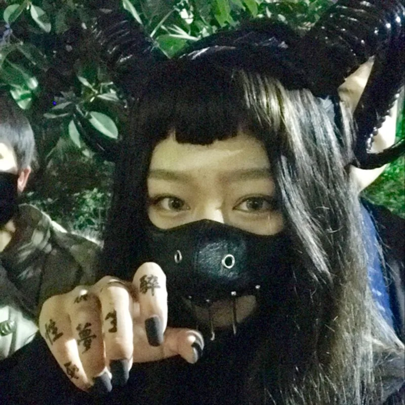 SexeMara Demon Evil Horn Cosplay Headwear Handmade Sheep Horns Gothic Lolita Blackgoldensilver Color Headband Halloween Prop Hairband -Cosplayware Store