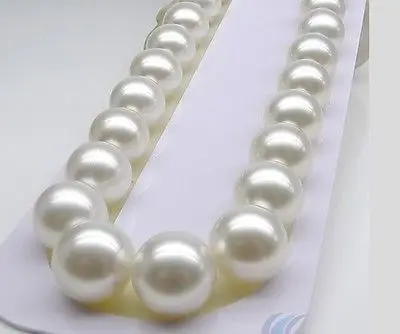 

DD Wholesale FREE SHIPPING 18inch HUGE AAA+ 10-11MM AKOYA WHITE PEARL NECKLACE 14KGP GOLD CLASP