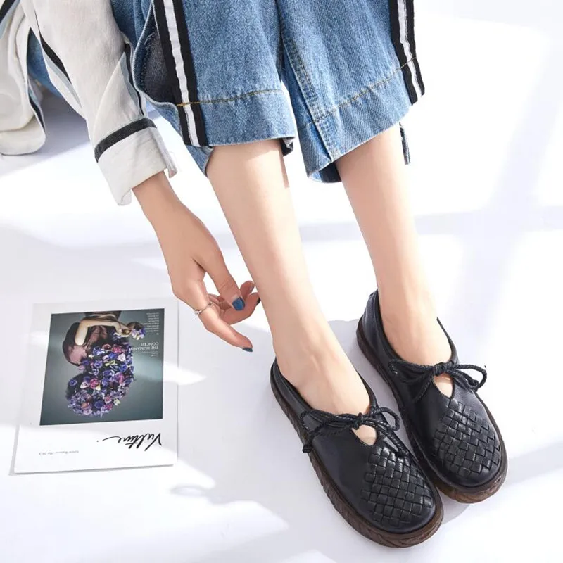 

Spring Autumn hot new leather handmade soft bottom comfortable casual shoes fashion trend woven round head flat women's shoes