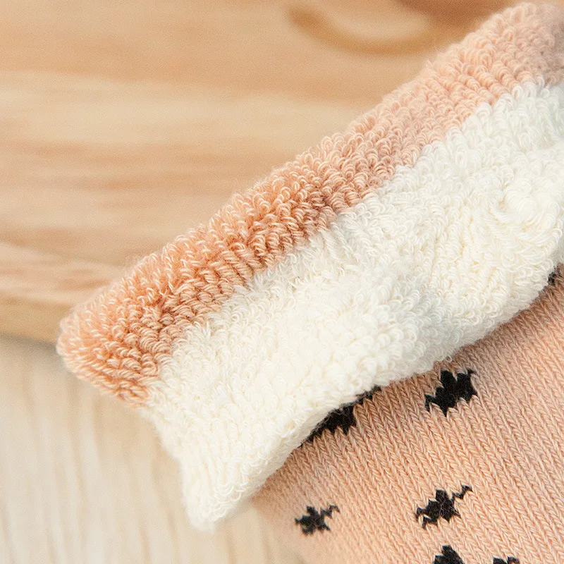Детские зимние носки с нескользящей подошвой носки для малышей толстые носки для детей с изображением звездочек милые теплые чулочные изделия для дома из махровой ворсистой ткани для мальчиков и девочек возраст 0-4 лет