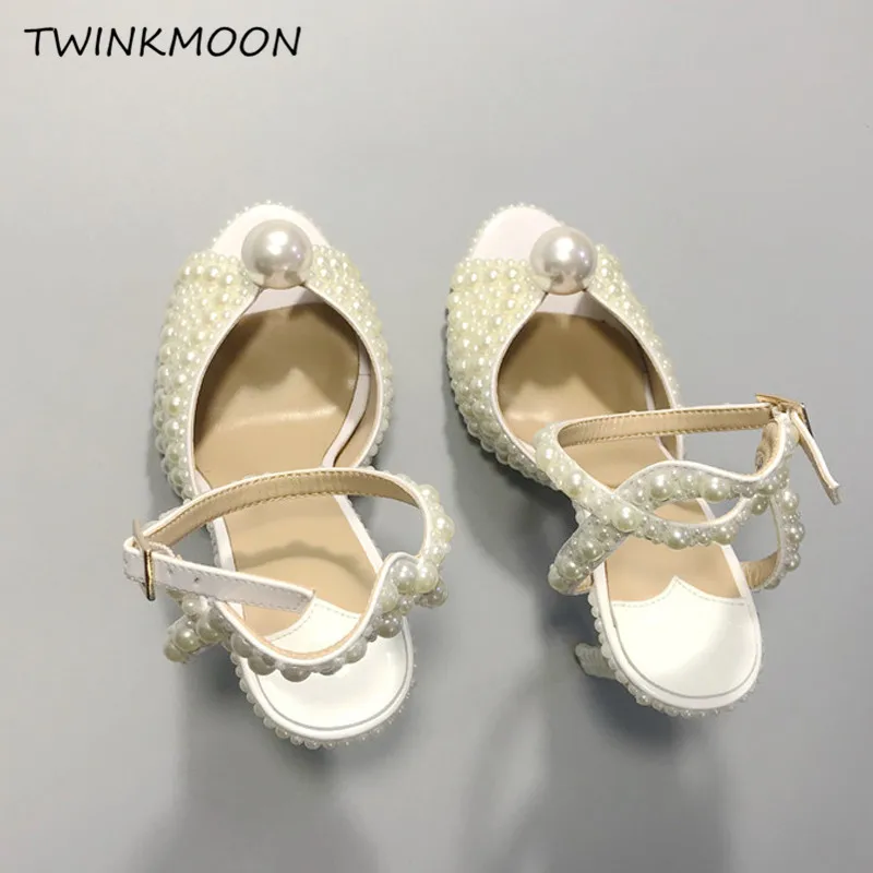 white wedding shoes08