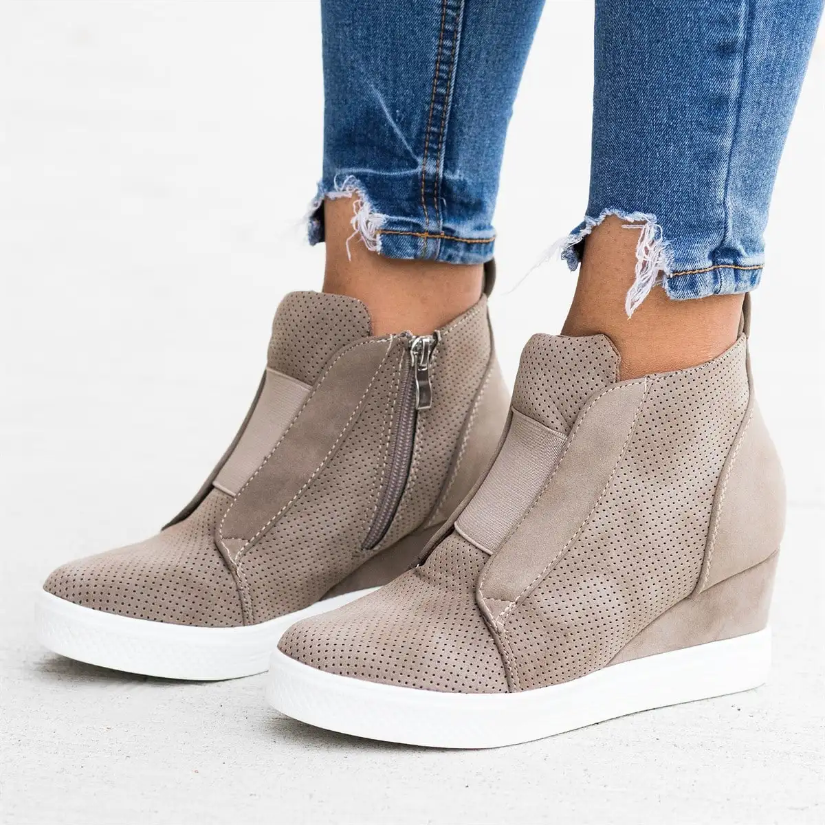 

OEAK Women Increase Within Shoes Round Fashion Casual Shoes Non-slip Casual Leopard Snake Print Zipper Shoes 2019