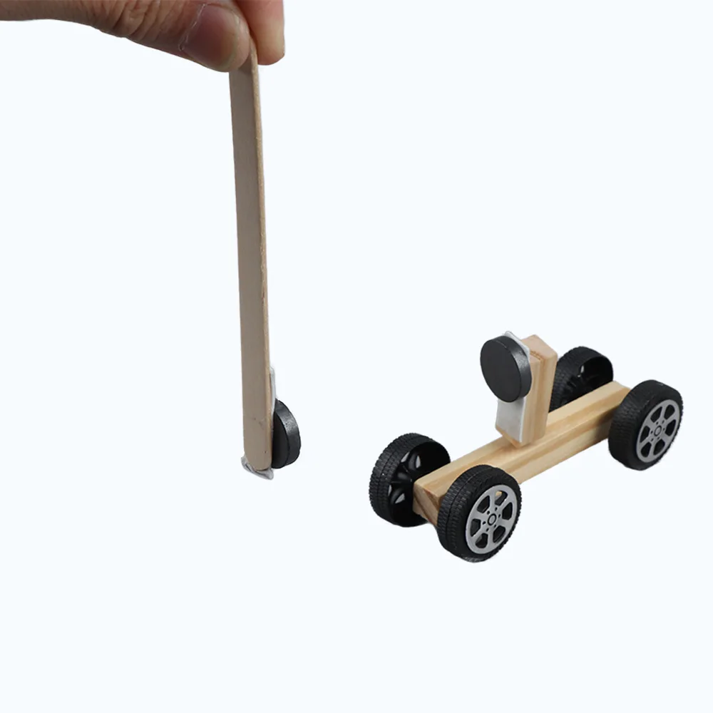 6 (12)