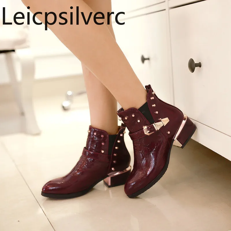 

Women's Boots winter The New fashion Elastic band belt buckle Rivet Pointed Thick heel mid heel Short tube Women's shoes 34-39