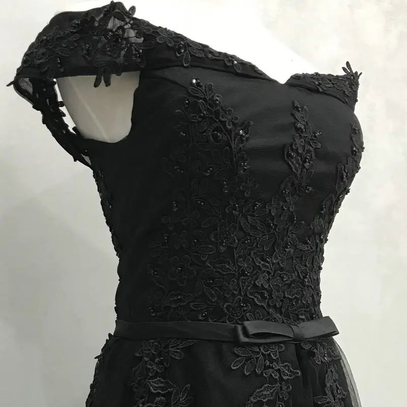 short black LAMYA Сексуальное Красное Кружевное элегантное платье длиной до колена для выпускного вечера Новое поступление женское платье трапециевидной формы с бисером вечернее платье с бантом - Цвет: short black