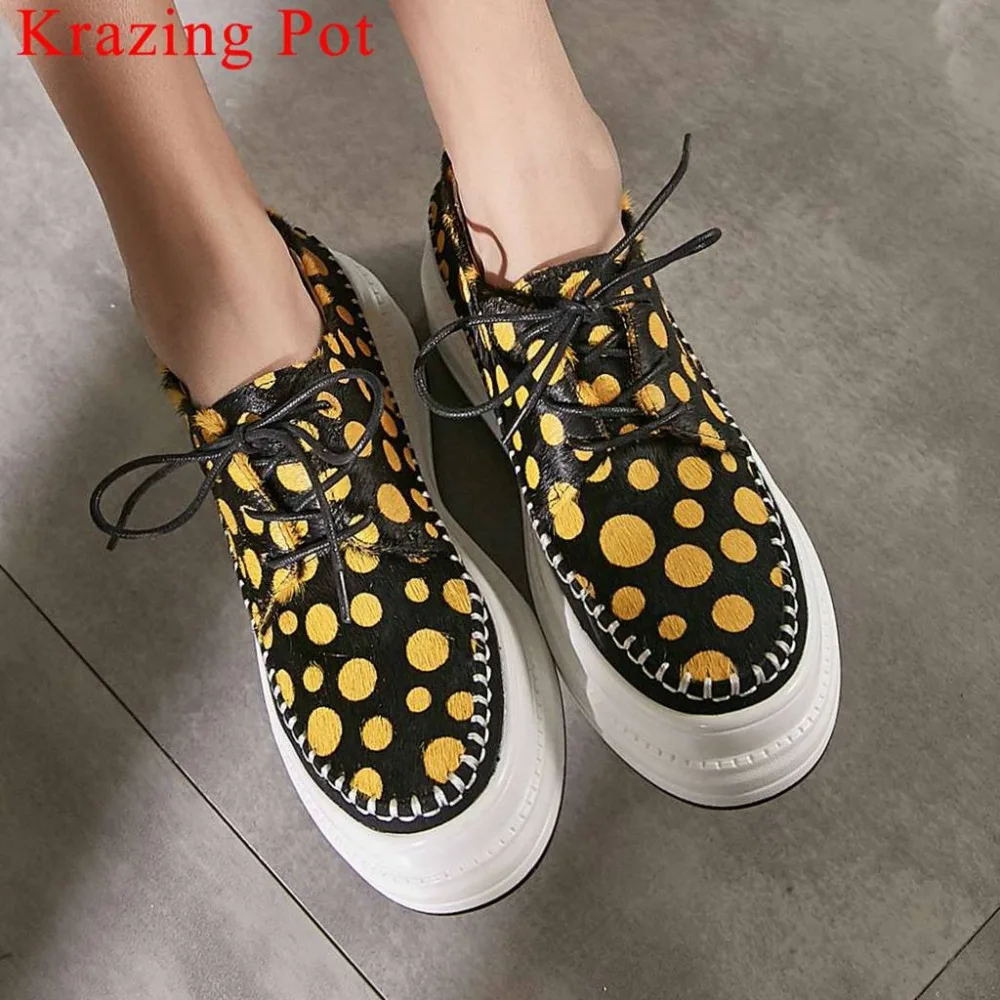 

2019 luxury horsehair popular polka dot design round toe thick high bottom platform lace up shallow sneaker vulcanized shoes L09