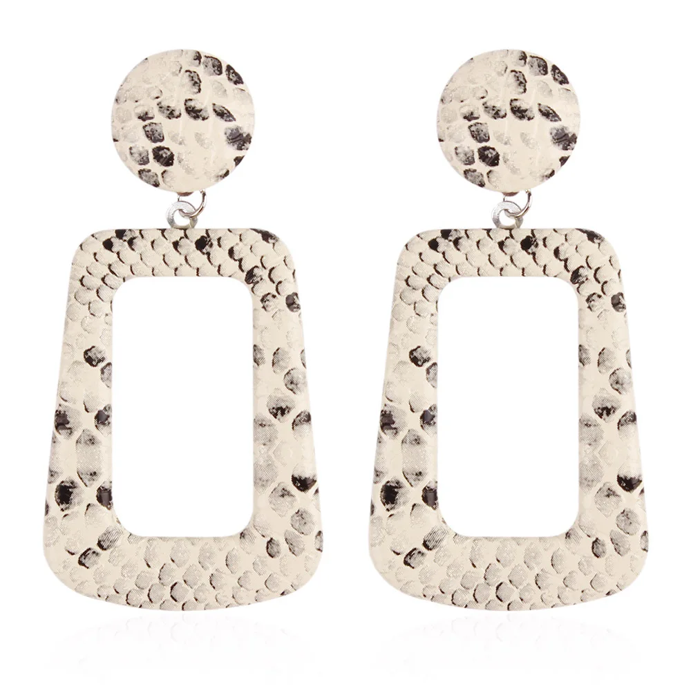 

2019 new design brand snake-shaped square earrings simple for women.