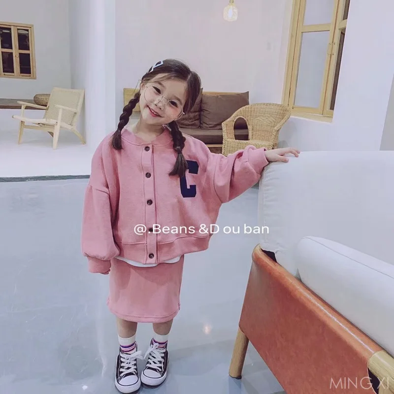 

2019 spring new children's clothing girls suit children's C letter sports jacket with skirt two-piece girls