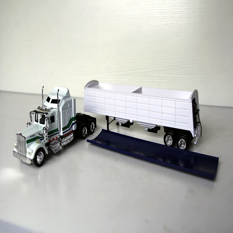 1/43 Simulation Classic Toy Truck United States KENWORTH W900 Container Transporter Alloy Die-casting Collection Toy Model - Color: White