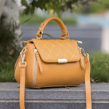 

T003484 New Fashion Portable bag messenger bag waterproof shoulder bags Top Layer Genuine Leather Women's Bag