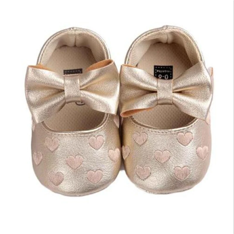 Новорожденные Девочки Малыши обувь для малышей, с бантом, на мягкой подошве для младенцев кроссовки из pu кожи для новорожденных на возраст от 0 до 18 месяцев