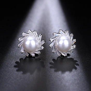 

EMMAYA Luxury Annular Crystal White Zircon Stud Earrings Simple Pearl Earrings For Women Girls Gift Party