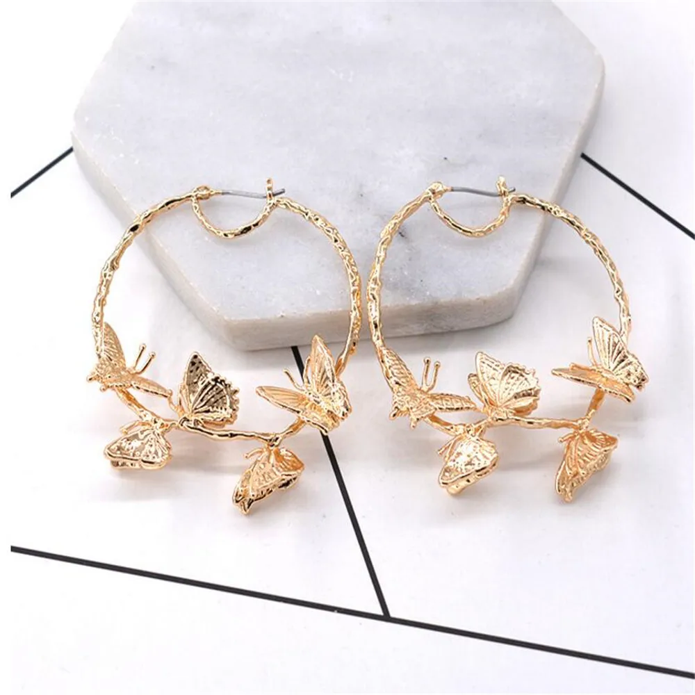 

MHS.SUN 1Pair/Lot Newest Gold Color Exaggerated Baroque Earring Jewelry Fashion Big Butterfly Women Baroque Earring Jewelry