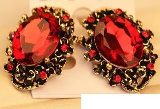 

2019 New Pattern Princess Palace Wild Retro Luxury Red Crystal Earrings for women Jewelry Accessories