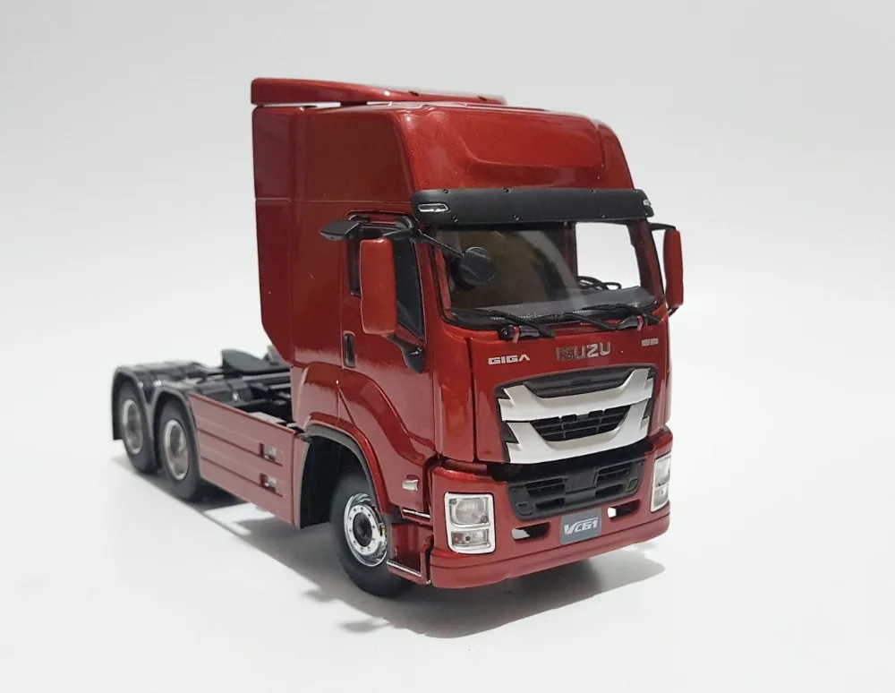 Игрушечная модель из коллекционного сплава подарок 1:32 весы ISUZU GIGA VC61 для трактора