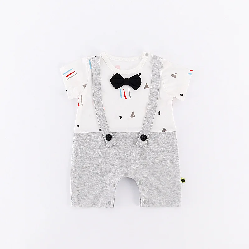 Летний джентльменский комбинезон с короткими рукавами для маленьких мальчиков; цельный комбинезон для младенцев с подтяжками и галстуком-бабочкой; Одежда для новорожденных