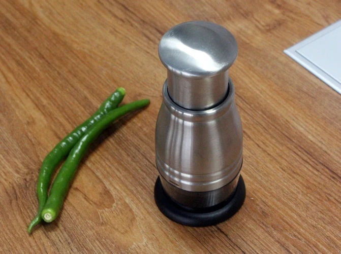 Stainless Steel Vegetable Chopper Minced Garlic Onion Cut Device Mashed Garlic Device Multifunctional Vegetable Tool