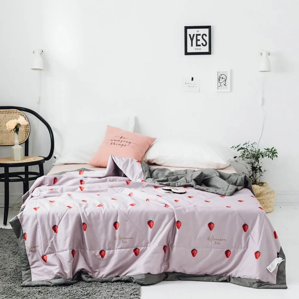 

2019 INS Strawberry Pink Grey Stitching Comforter Summer Quilt Cotton Fabric Quilting Blanket Twin Full Queen Size Bedspread