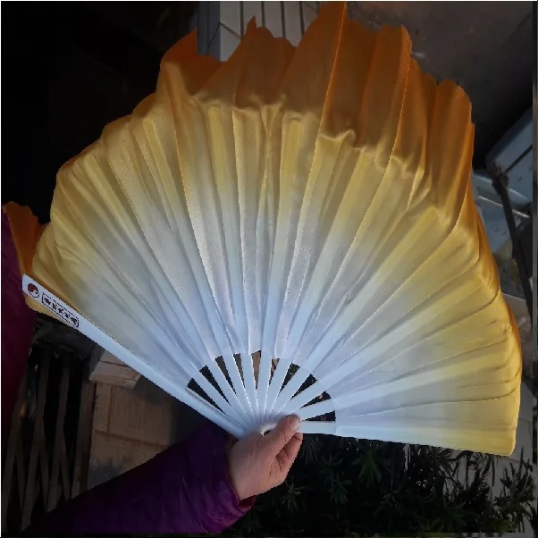 200pcs-lot-Fashion-Gradient-color-Chinese-silk-dance-fan-KungFu-FAN-Belly-Dancing-Fans-For-Wedding (3)