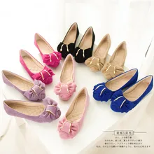 Женские классические удобные лоферы на плоской подошве; женская обувь из флока в горошек; женские повседневные Мокасины; обувь с бантом и закрытым носком; размеры 34-43