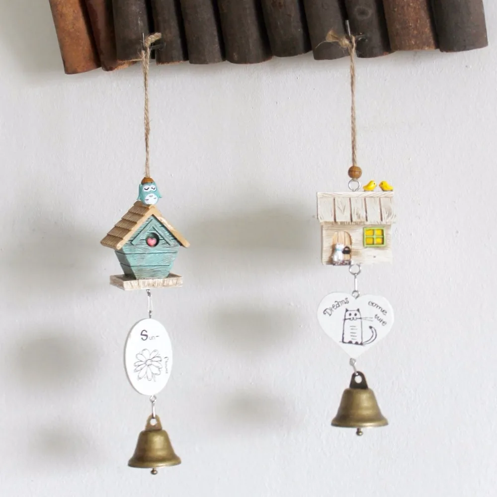

2PCS/LOT Resin Small Wood House outdoor Wind Chimes Japan Style Creative Decorative Hanging Door Chime