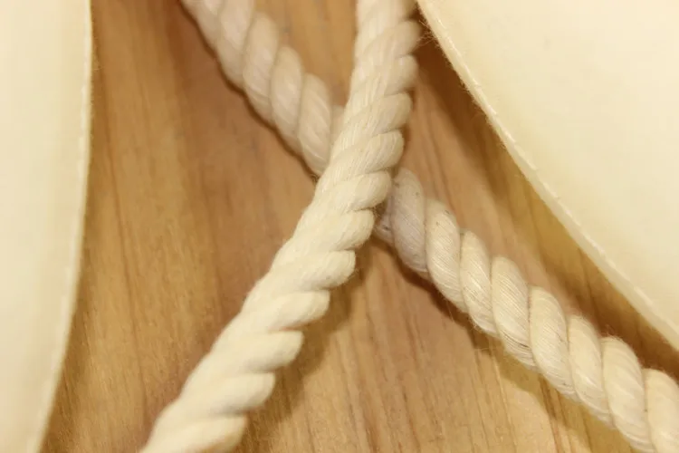 2720607084_847465082