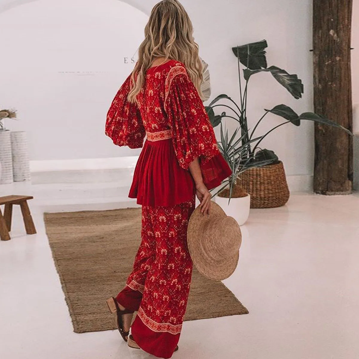 

Boho Floral Hippie Tops Pants Set Women 2018 Autumn Long Sleeve Print Wide Leg Two Piece Set Loose Women Crop Top Sets Clothes