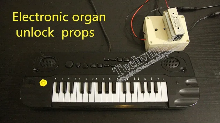 

Takagism adventure game real life secret room escape room props Mysterious electronic organ Play the piano Music