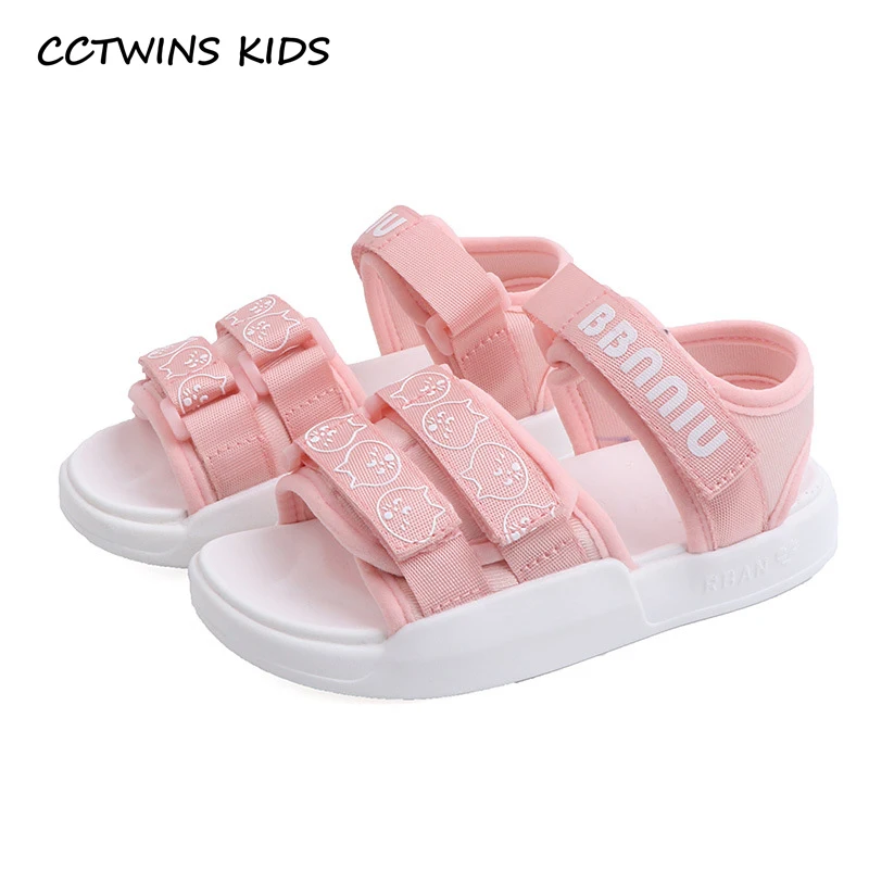 

CCTWINS Kids Shoes 2019 Summer Girls Fashion Cute Cat Sandals Boys Beach Black Light Flat Children Baby Soft Barefoot Shoe BS239