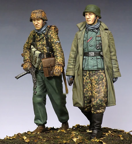 

Free Shipping 1/35 Scale Unpainted Resin Figure WW2 Ardennes soldiers 2 figures collection figure