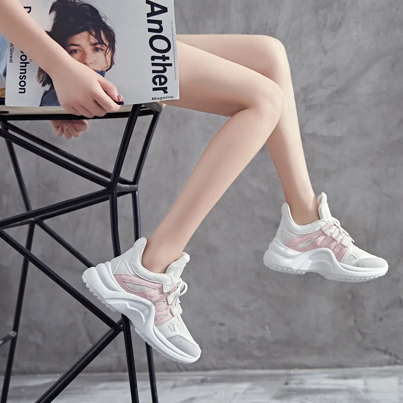 Brand Breathable Mesh Women Sneakers High Increasing Vulcanize Shoes Woman Running Shoes Nonslip Light Luxury Walking Shoes