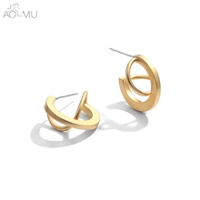 AOMU, корейский простой дизайн, S925 Стерлинговое Серебро, булавка, матовый металл, золото, геометрический закрученный полукруг, серьги-гвоздики для женщин, подарок для девушек
