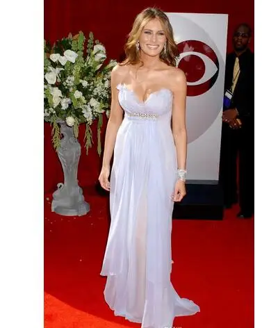 Melania Trump 2017 Best Dressed Chiffon Celebrity Kleider Hellblau