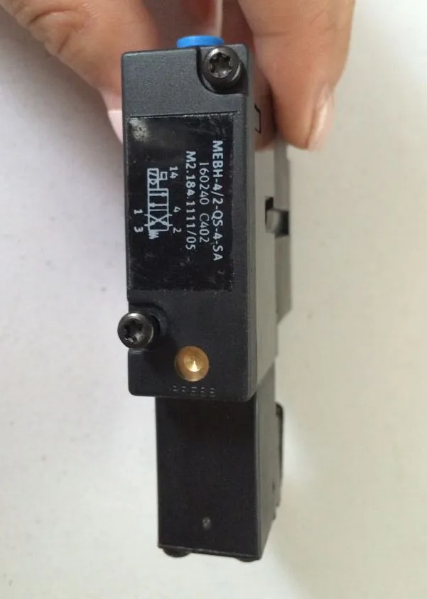 Электромагнитный клапан FESTO MEBH-4/2-QS-4-SA M2.184.1111/05 для Heidelberg SM102 CD102 SM52 PM52