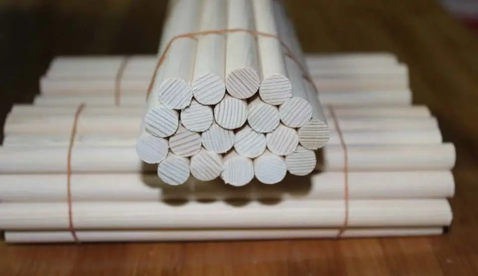 

50pcs Pretty spruce wood cello soundpost, high quality cello soud posts