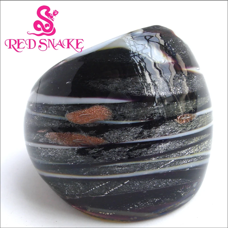 

RED SNAKE Fashion Ring Handmade black gray Tone with white line Murano Glass Rings