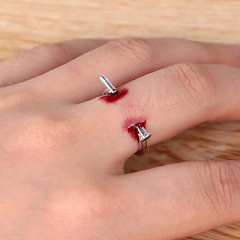 

1PC Adjustable Nails Halloween Creative Unisex Horrifying Finger Ring Ring Simple Style for Halloween Party Supplies