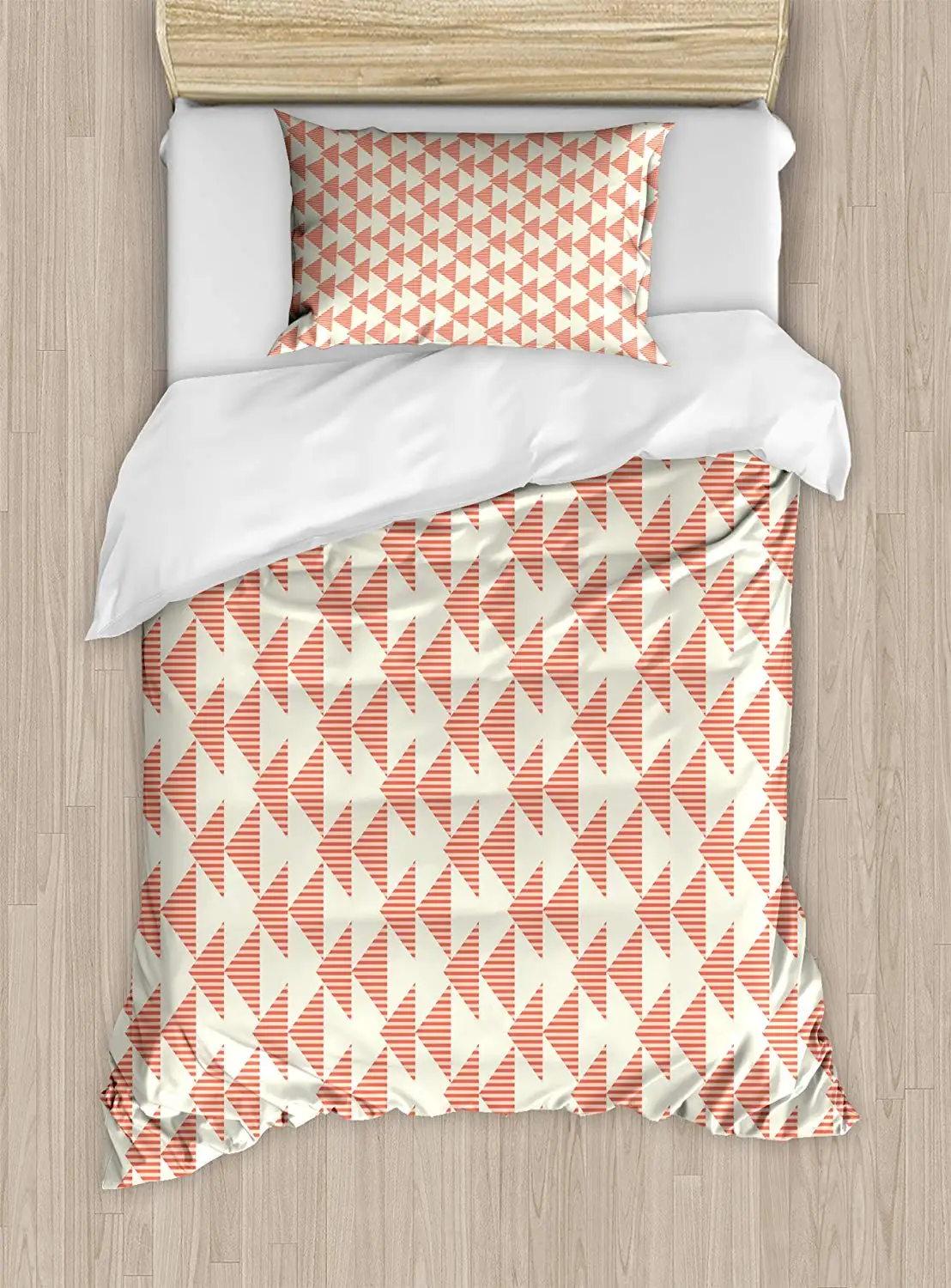 

Abstract Duvet Cover Set Triangles with Stripes Pattern Geometric Illustration Angled Shapes Design 4 pcs Bedding Set