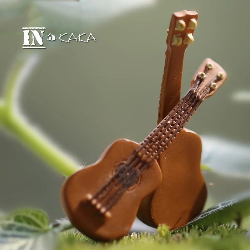 diy miniature guitar