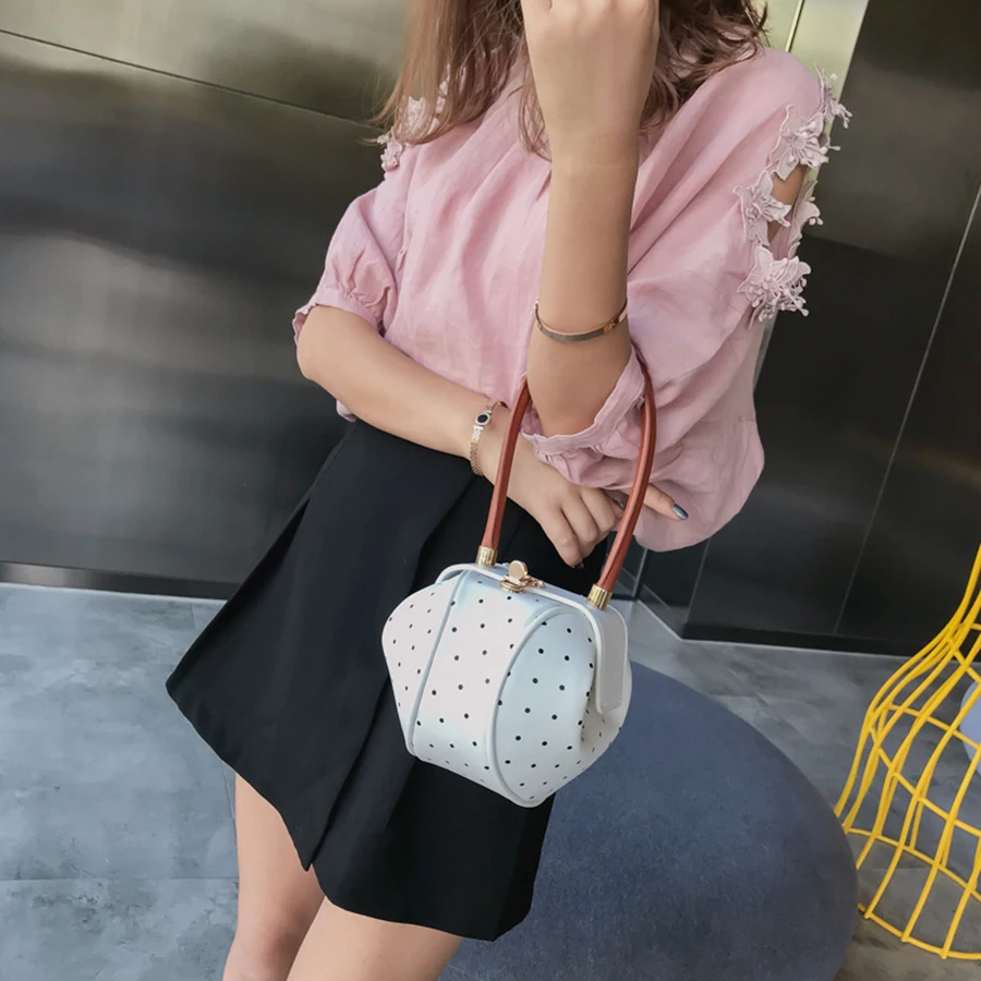 برشام الأعلى مقبض حقائب النساء بو الجلود 2019 الأفاق الأوروبية نمط خمر حقيبة كتف المرأة زلابية شكل اليد البسيطة أكياس