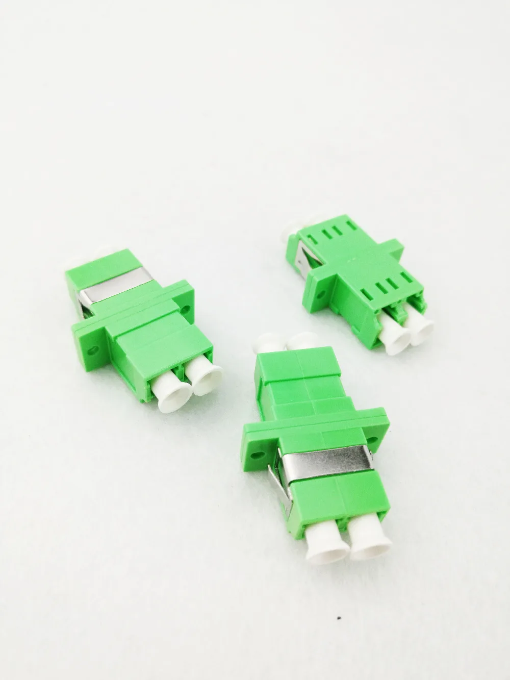 

100pcs LC-APC SM DX Fiber coupler Adaptor LC APC connector Fiber Optical flange Adapter