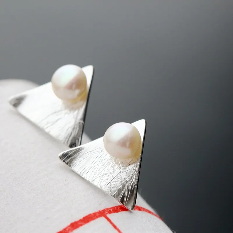 

Fortune pavilion silver wholesale 925 sterling silver with natural pearl earrings Ms allergy triangle of tremella