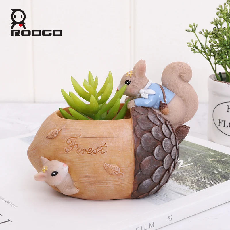 

ROOGO Chinese Style Panda Shape Resin Plant Pots For Garden Decoration