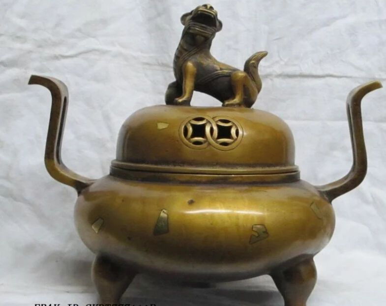 

10"Sino fengshui Luckly Bronze gilt handwork Lion money 3 Leg handrail censer st Statue Statue