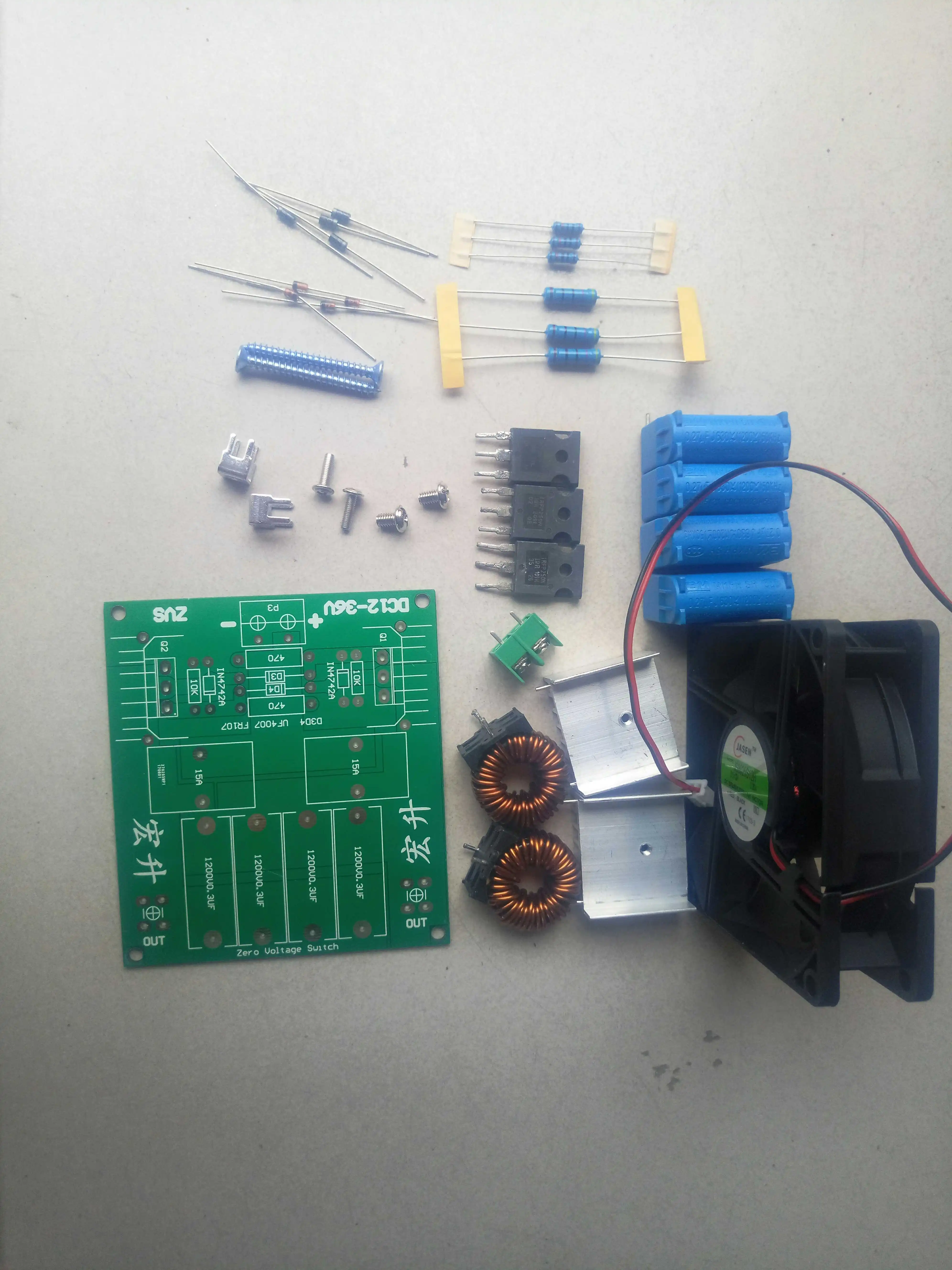 

ZVS High Frequency Induction Heating Machine for Quench a New ZVS Kit Without Tap in Medium Frequency Furnace