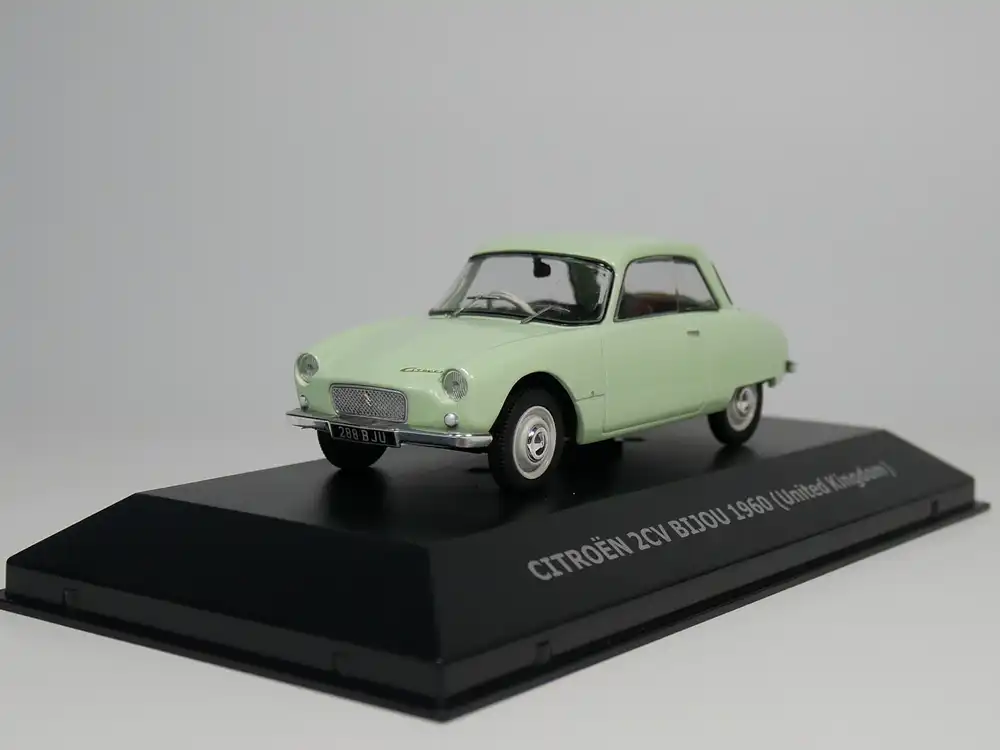 citroen 2cv diecast model