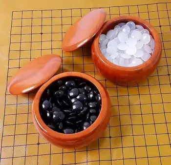 

22mm Chinese Natural Ancient Amusement bead Game Set Pair Statue